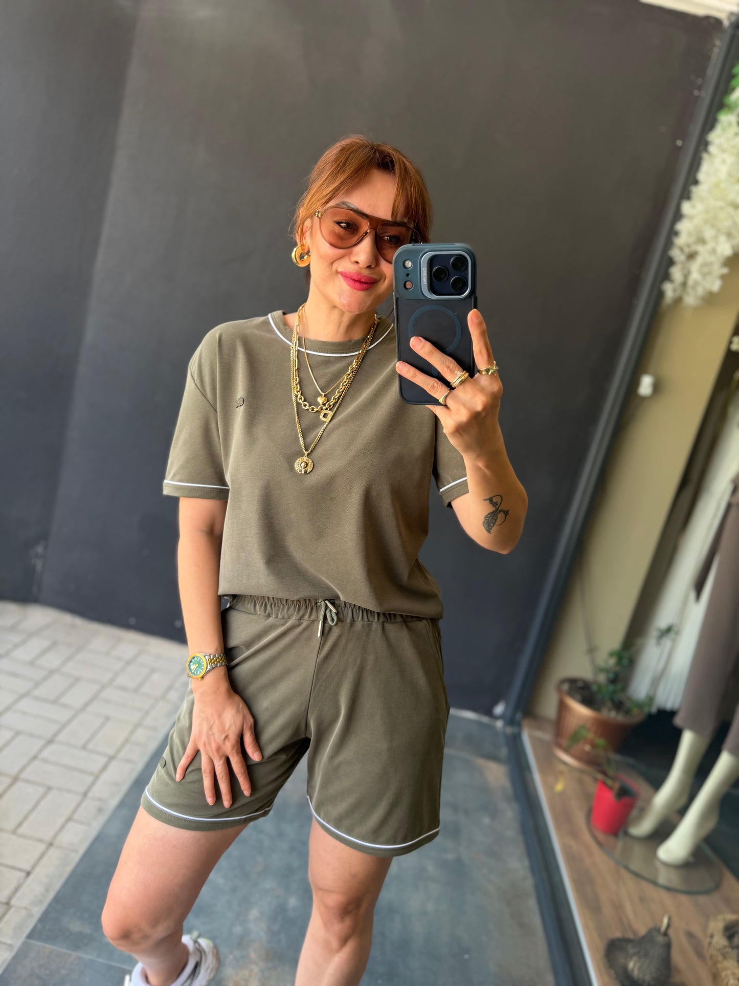 Günlük Basic Şortlu Kadın Takım Haki