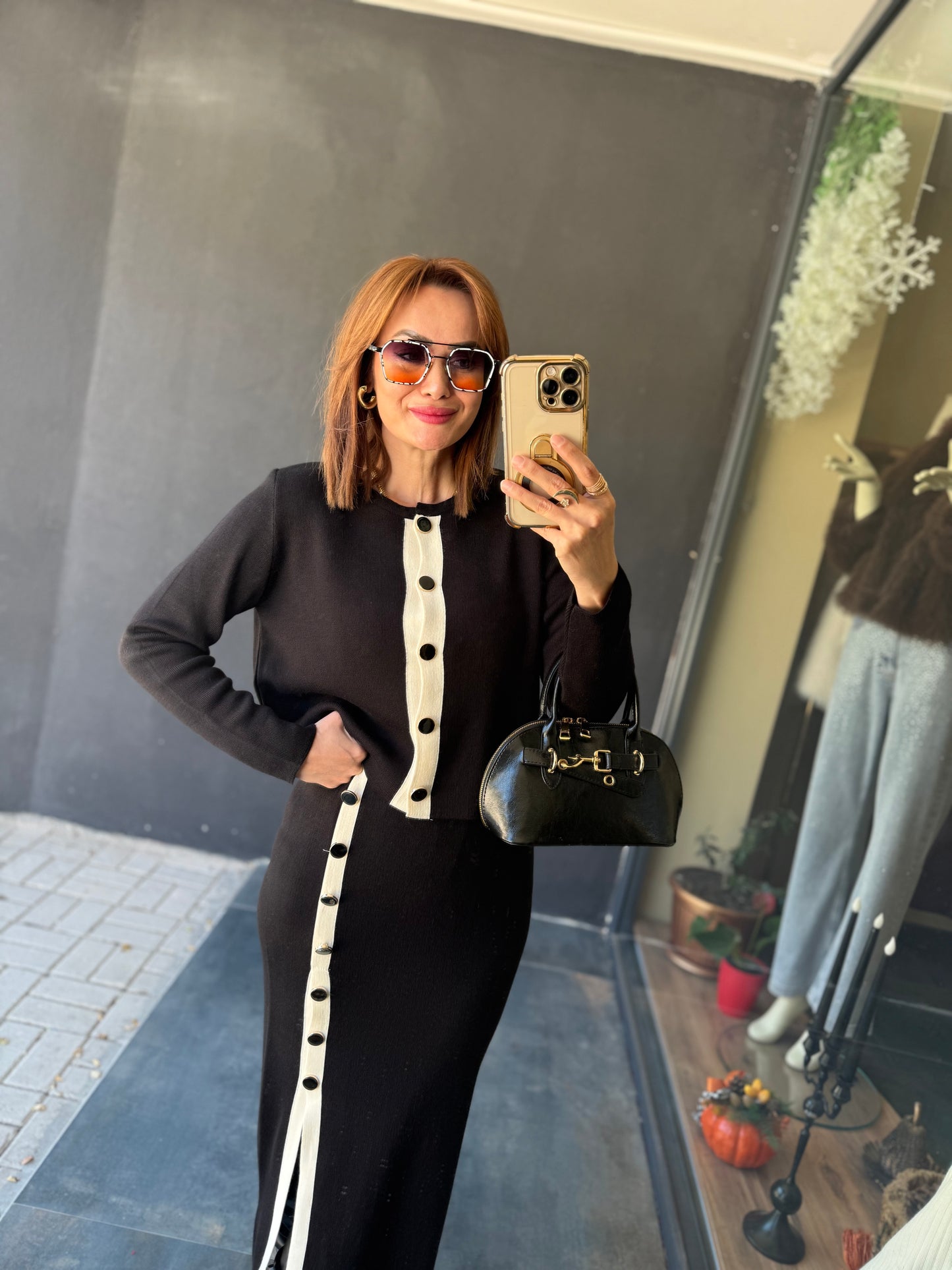 Tria Siyah Düğmeli Etek & Hırka Takım