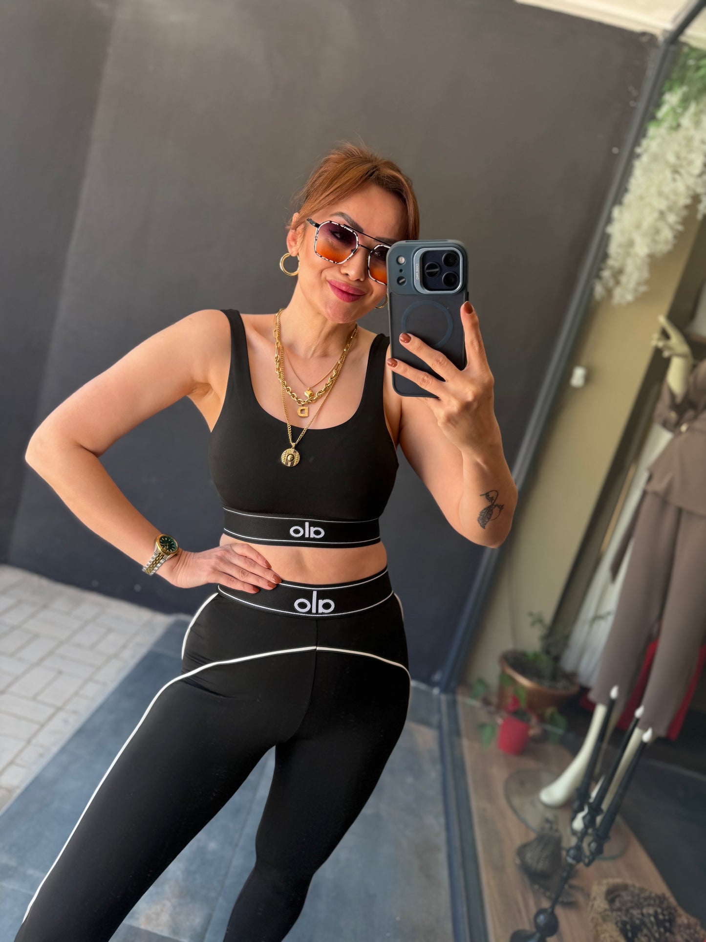 Ronali Siyah Tayt & Crop Takım