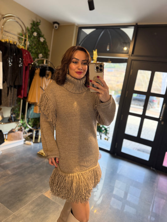 Broni Püsküllü Triko Elbise