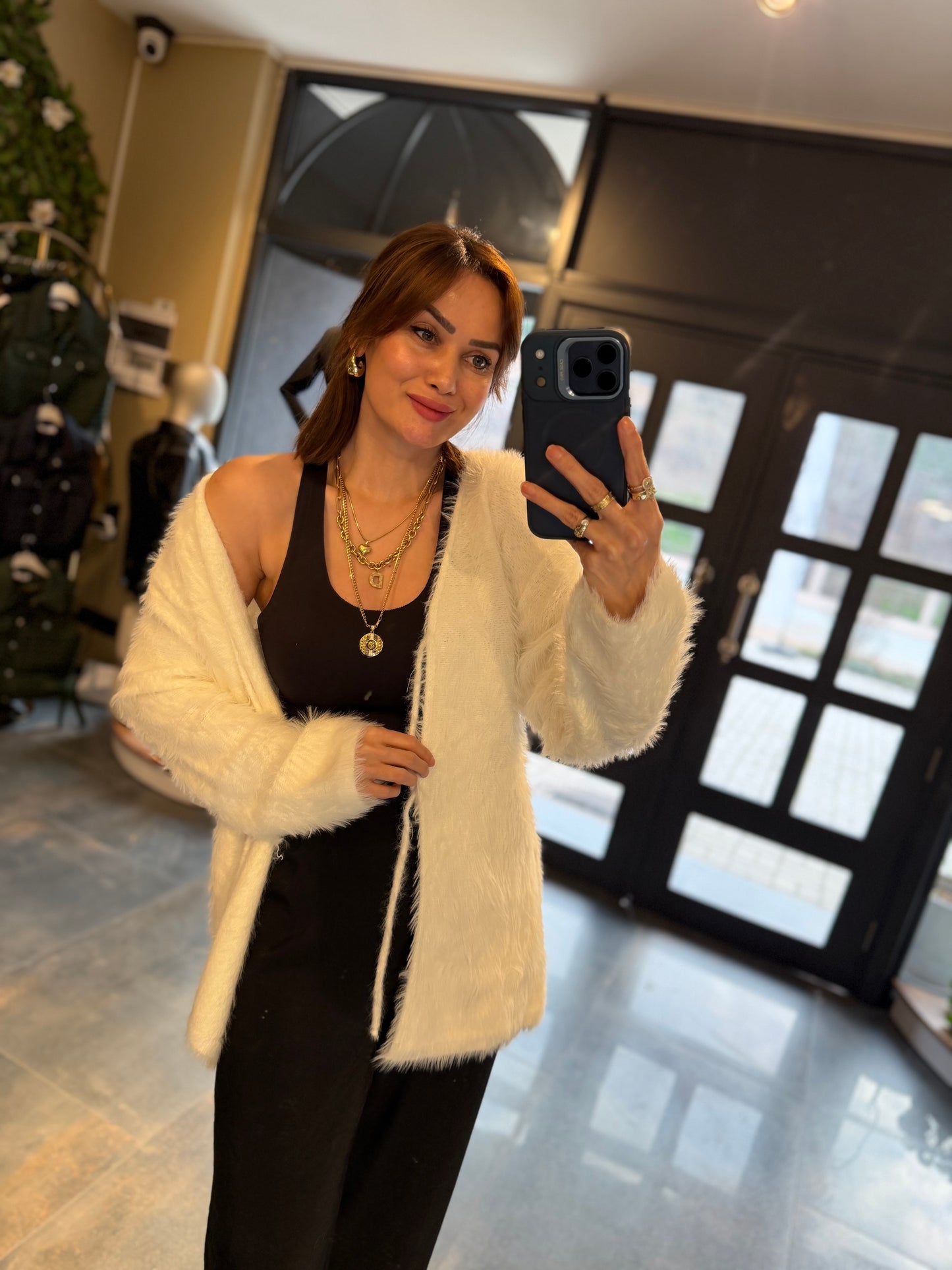 Karnaval Beyaz Yumoş Hırka