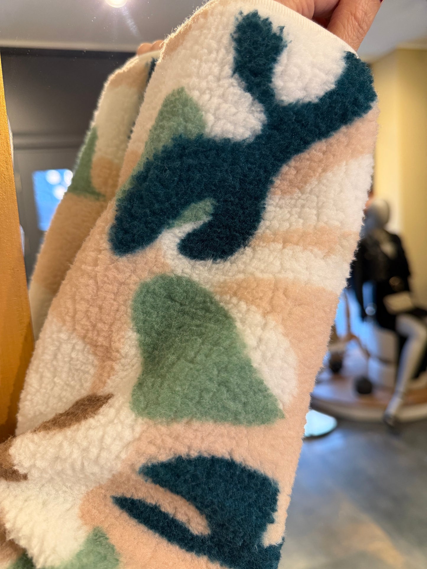Mzr Renkli Peluş Sweat