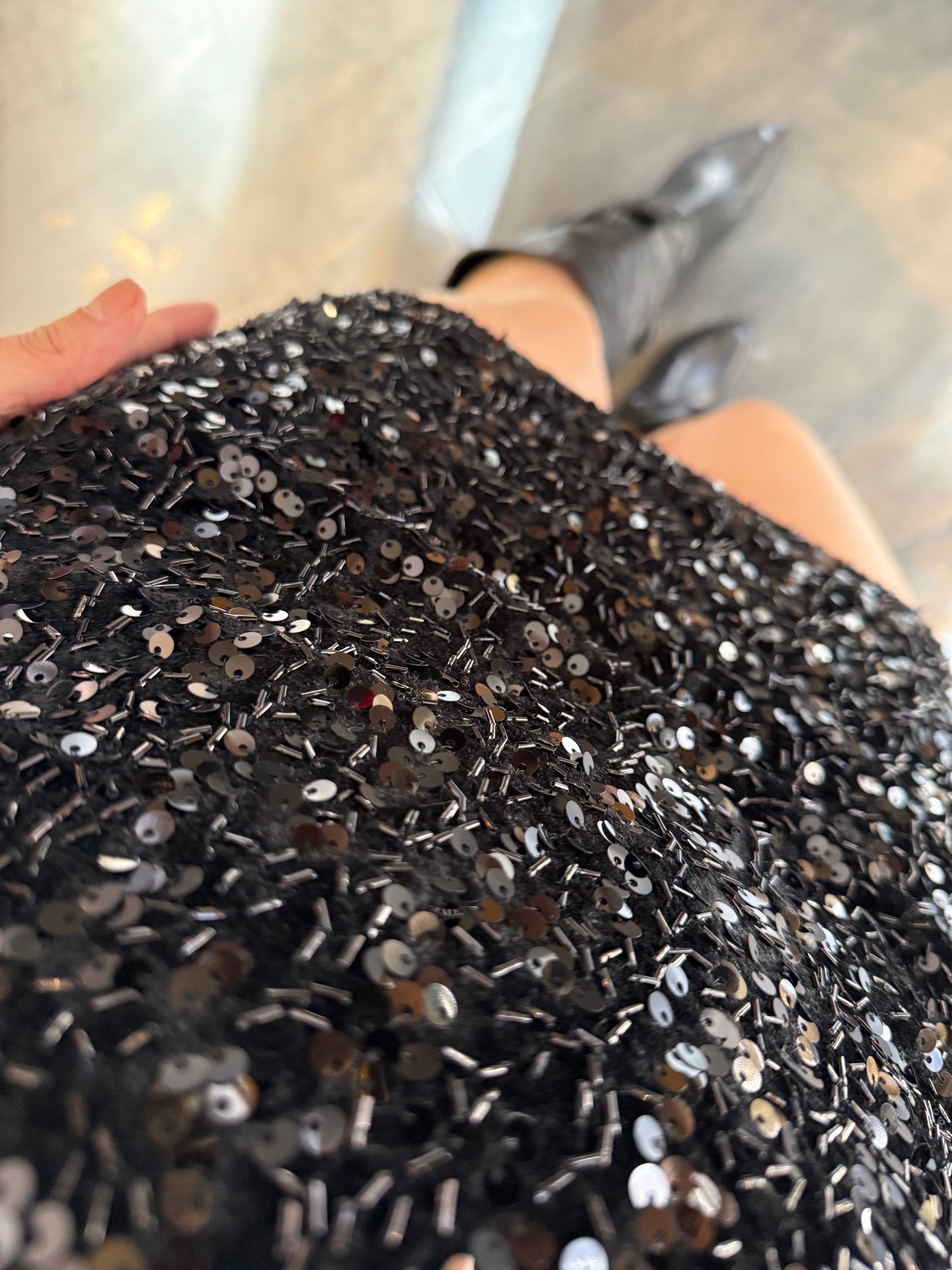 Nira İspanyol Kol Pullu Siyah Elbise