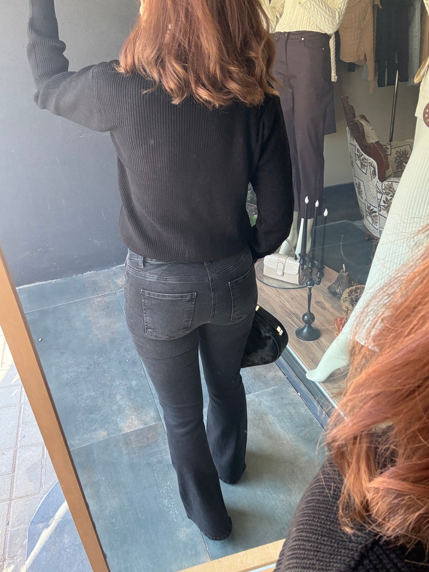 Xlove Siyah Paçası Taş Detaylı Jean