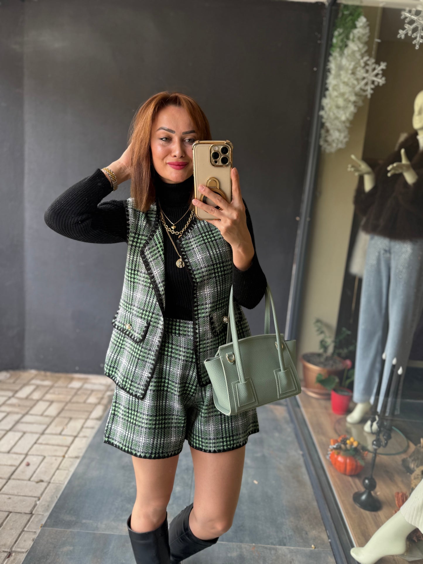 Dumra Yeşil Tuvid Yelek & Şort Takım