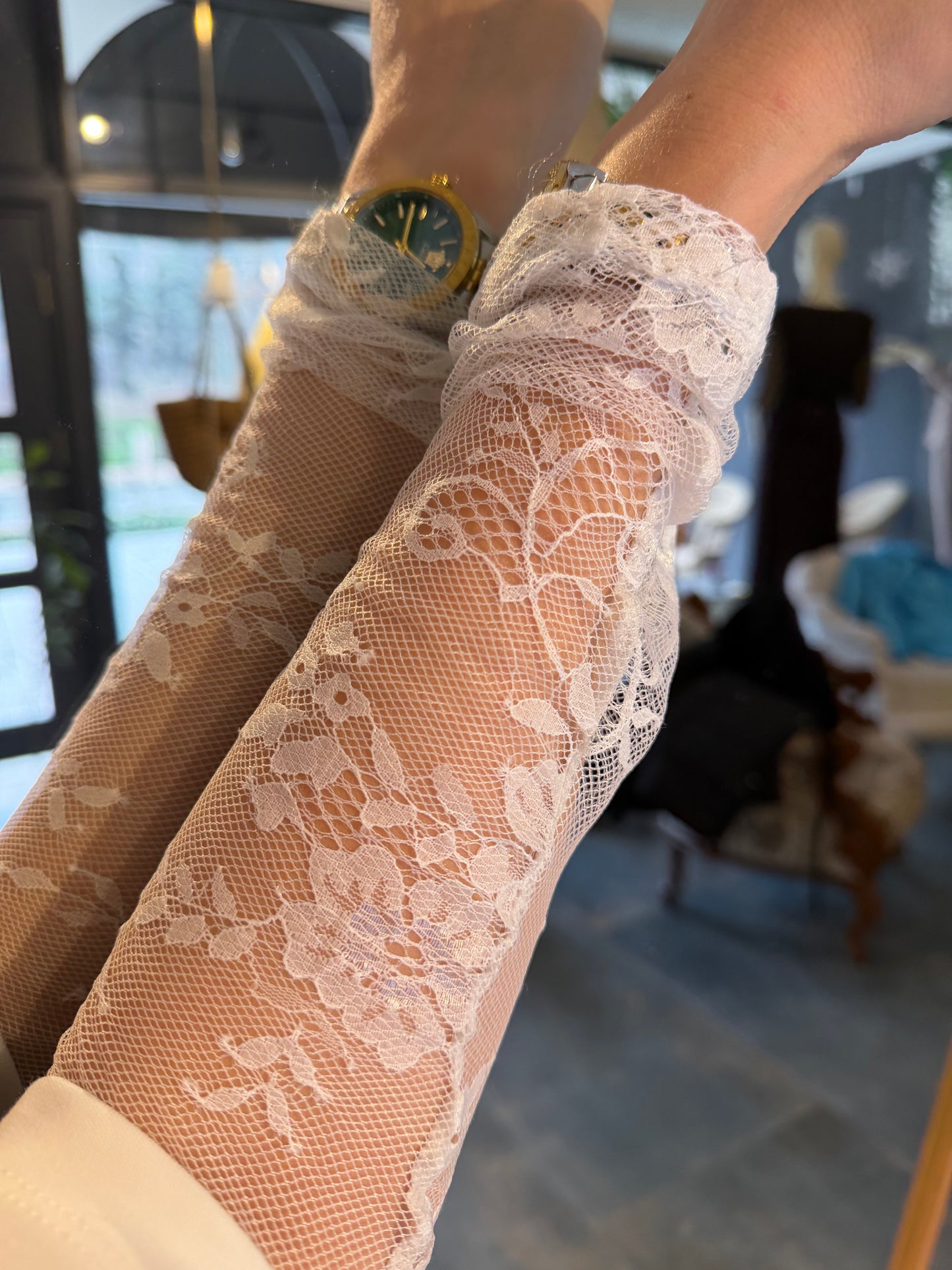 Dantel Kol Tasarımlı Bluz