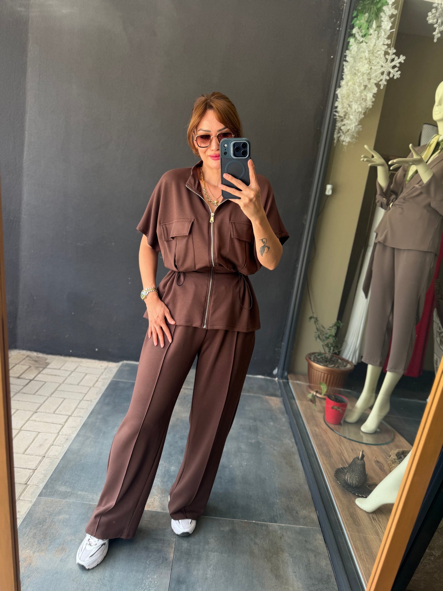Kahve Modal Spor Takım