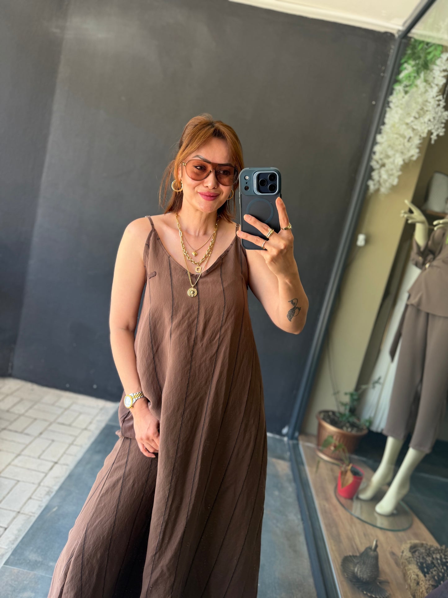 Premium Çizgi Detaylı Kahve Keten Elbise