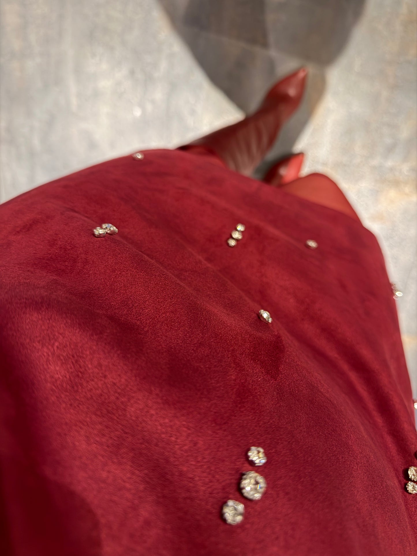 Moss Bordo Süet Taş Detay Elbise