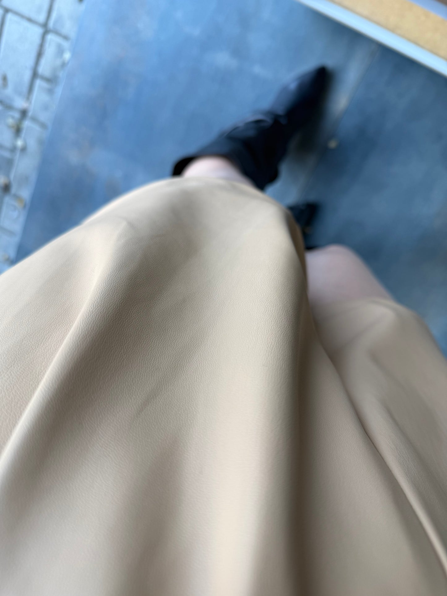 Bolonya Bej Deri Panço &Şort Takım