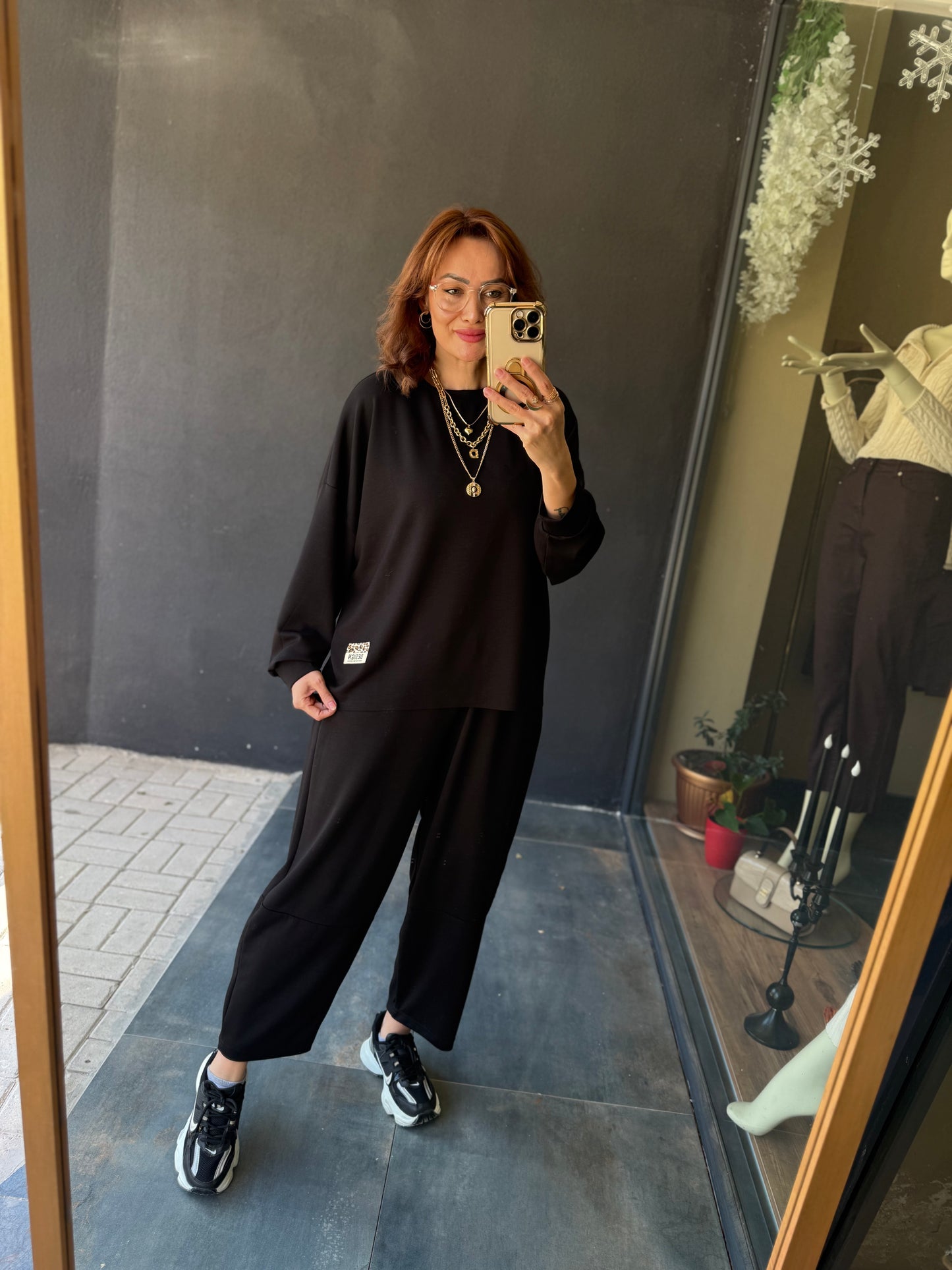 Şayza Siyah Armalı Takım