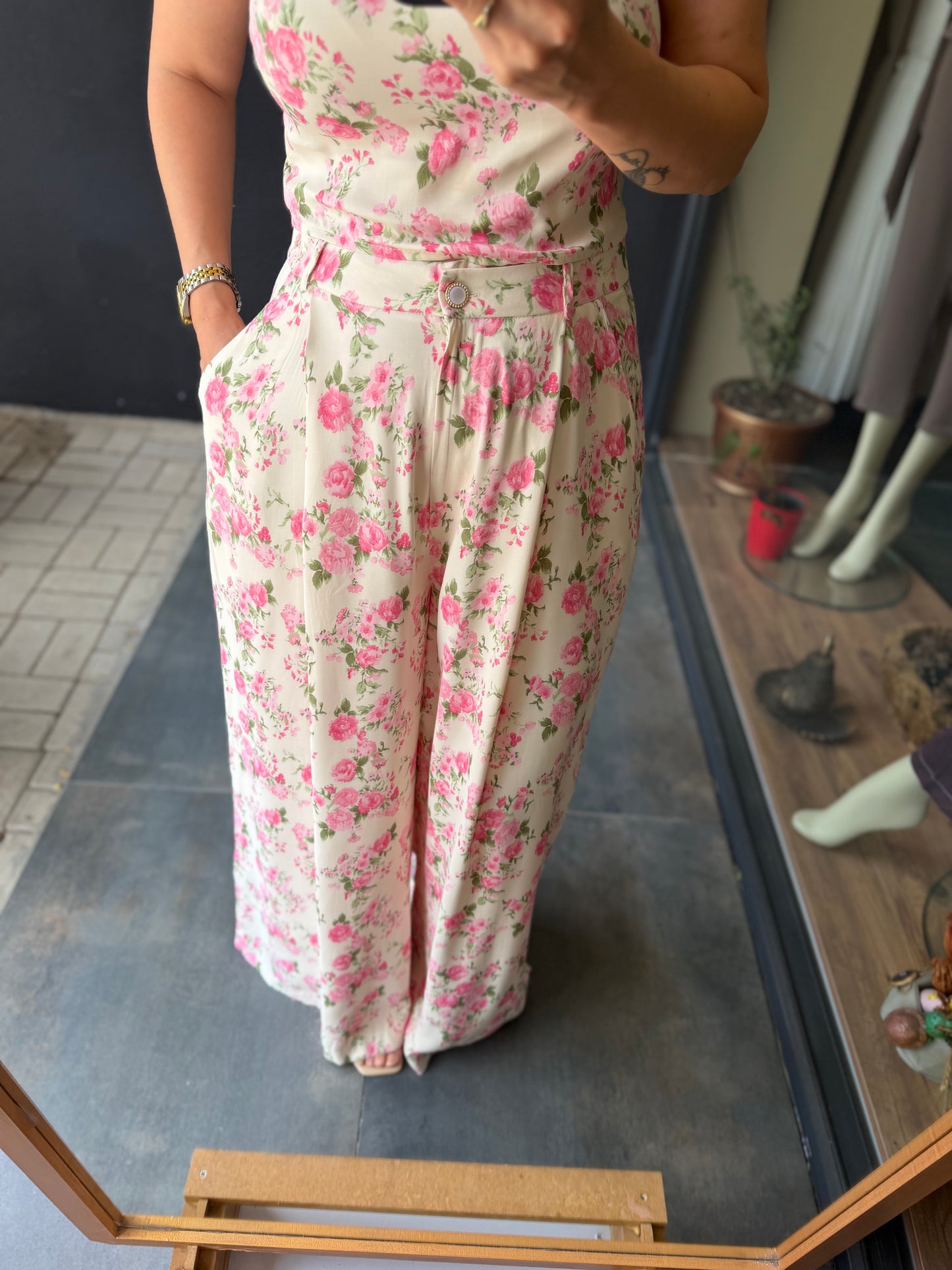 Pembe Çiçek Desenli Halter Yaka Yazlık Palazzo Pantolon Takım