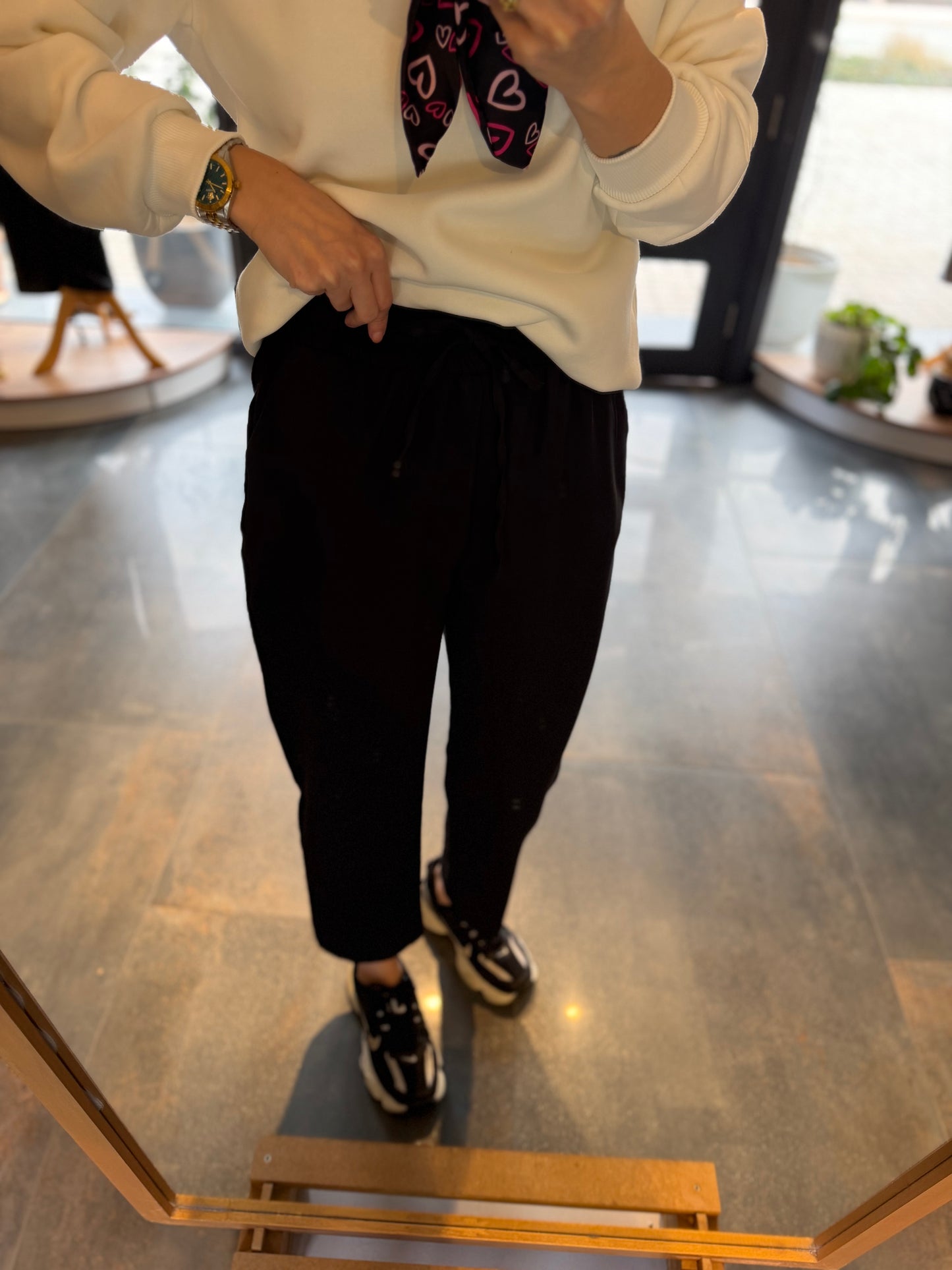 Sales Beyaz Sweat &Pantolon Takım