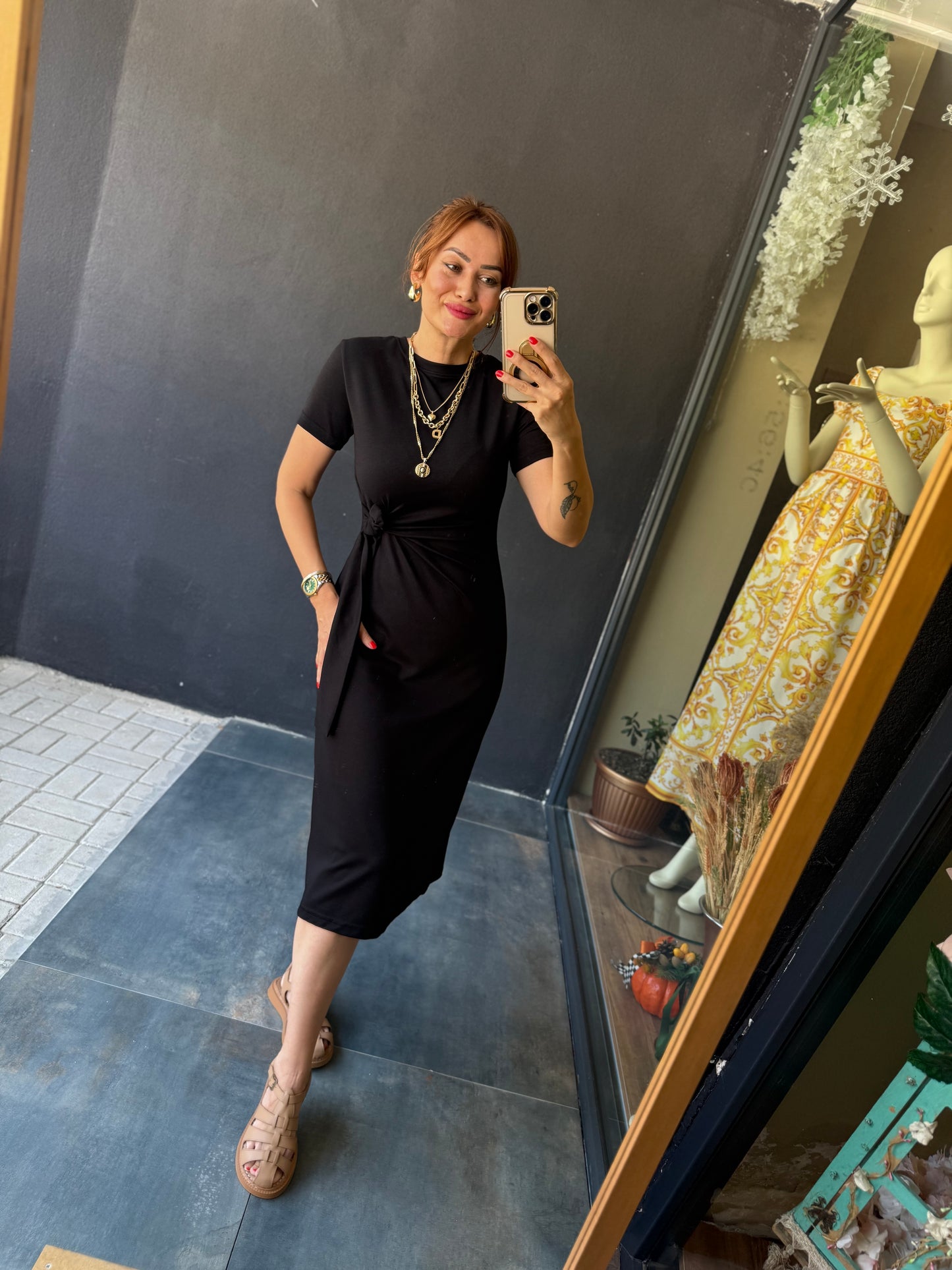 Fragman Modal Siyah Kuşaklı Elbise