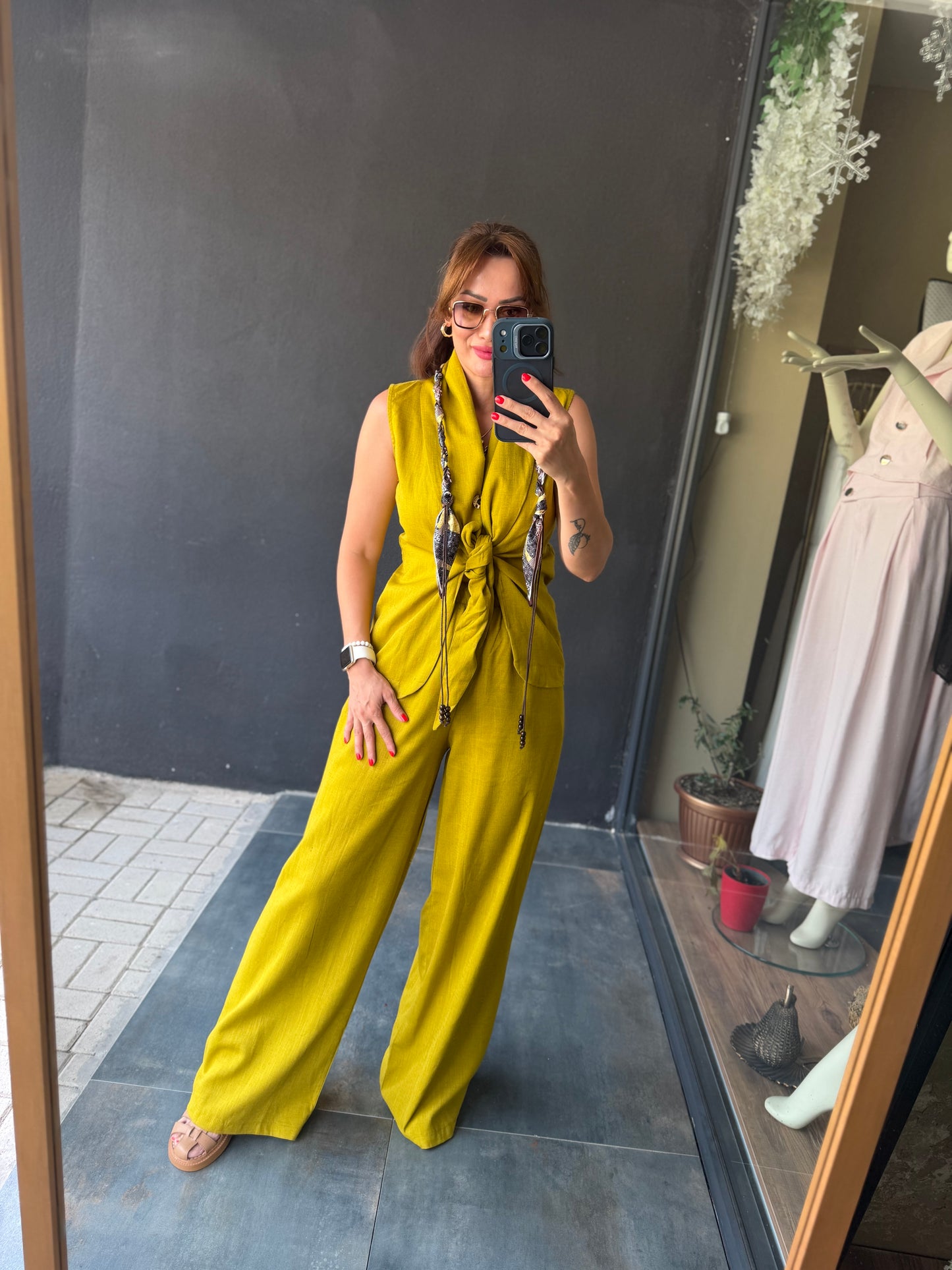 Nora Nefti Premium Keten Takım