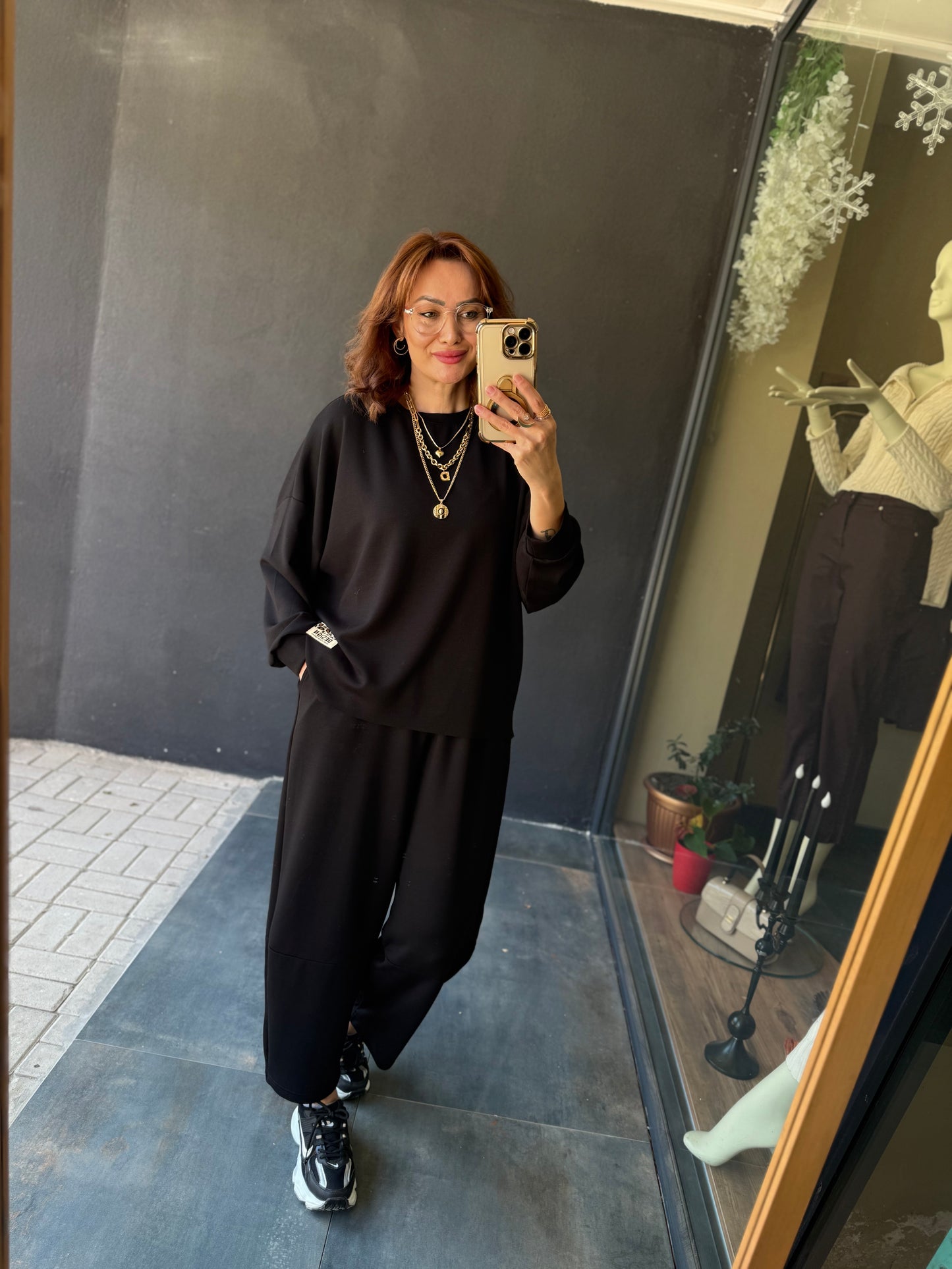 Şayza Siyah Armalı Takım