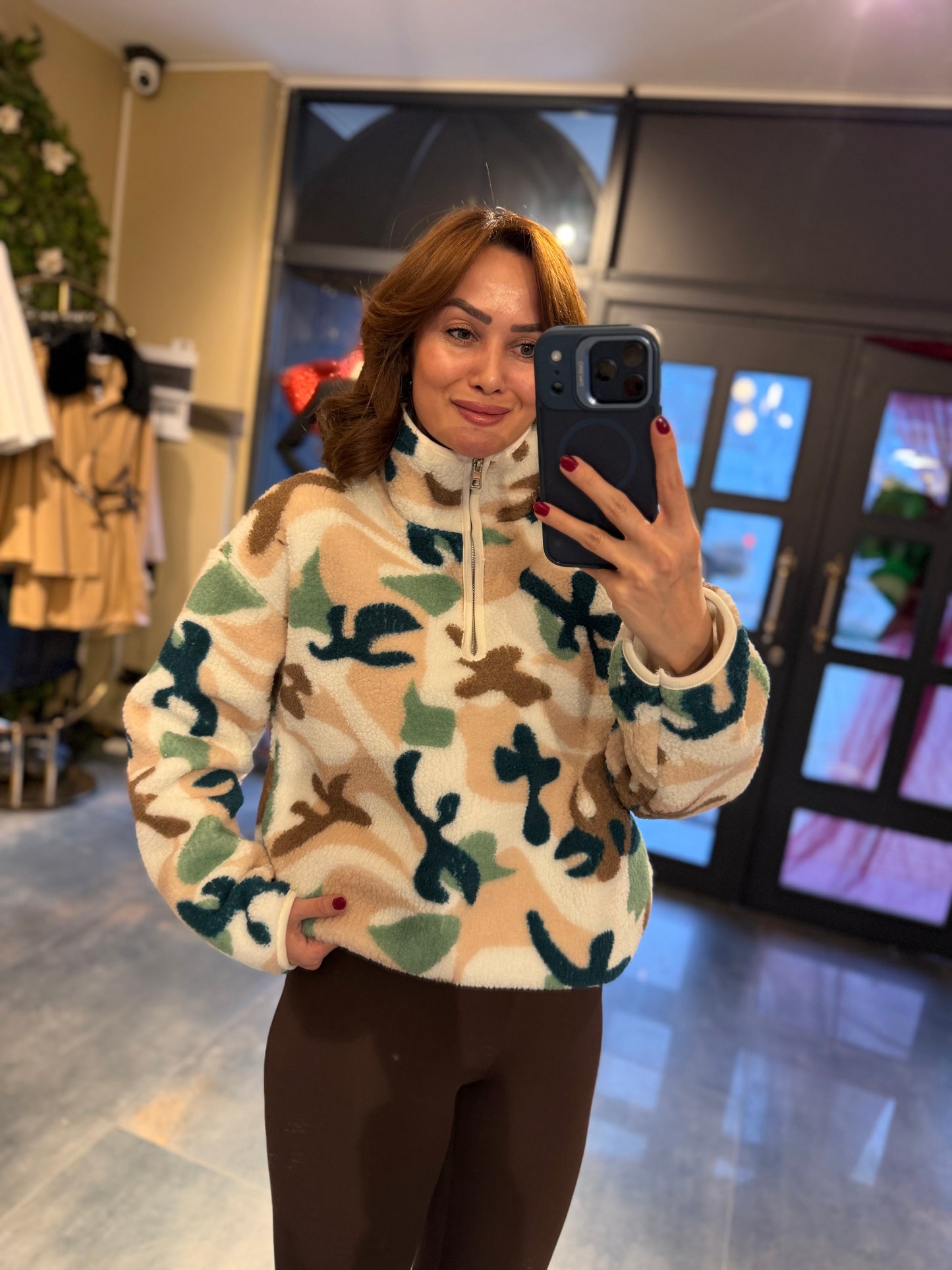 Mzr Renkli Peluş Sweat