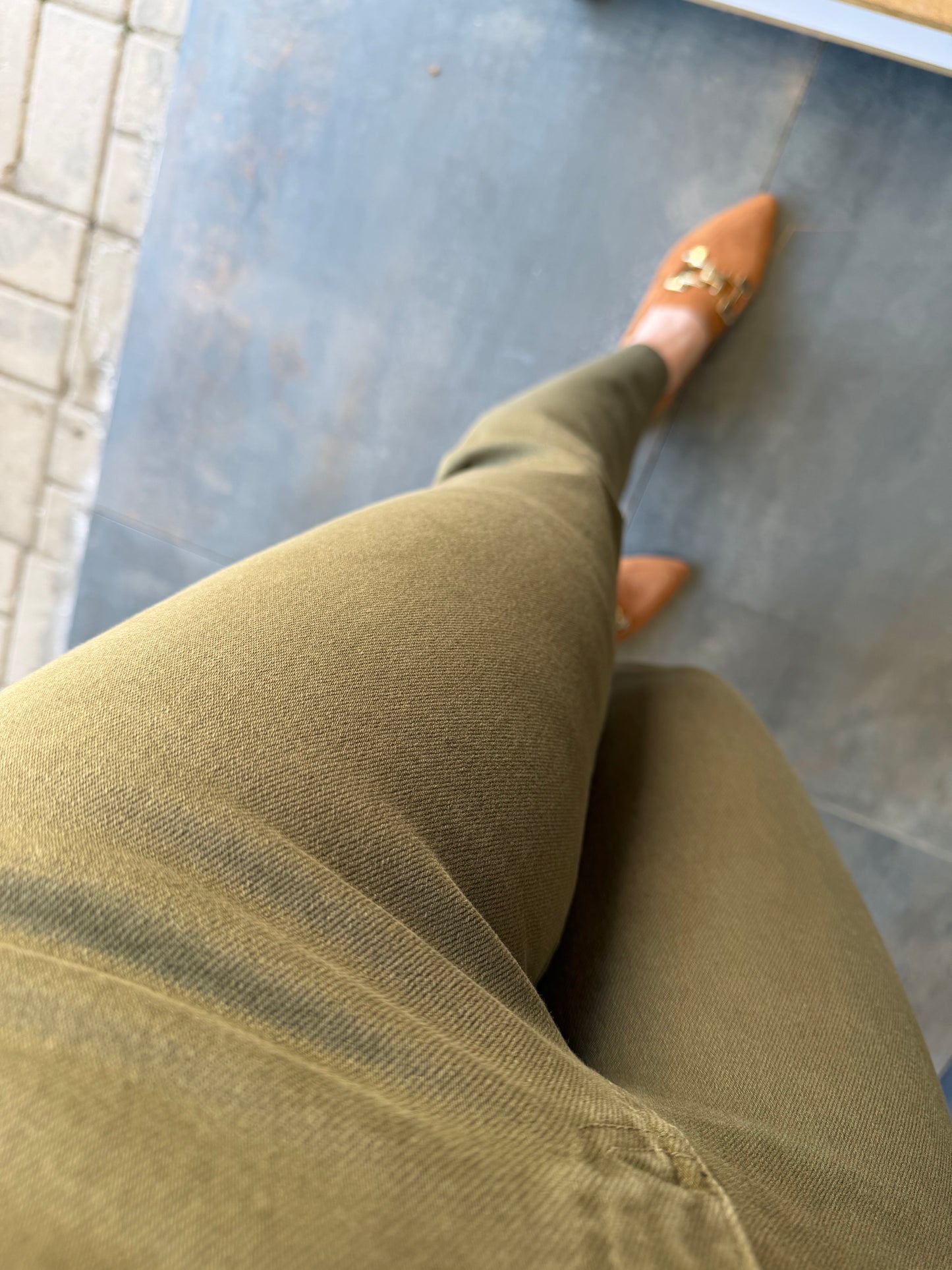 Xlove Haki Kesik Paça Toparlayıcı Jean