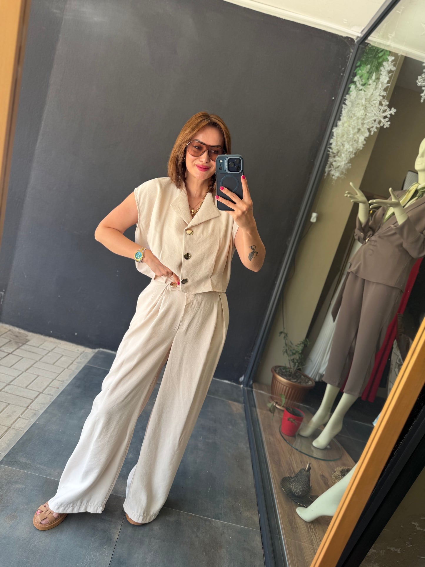 Bej Bol Paça Pantolonlu Premium Takım