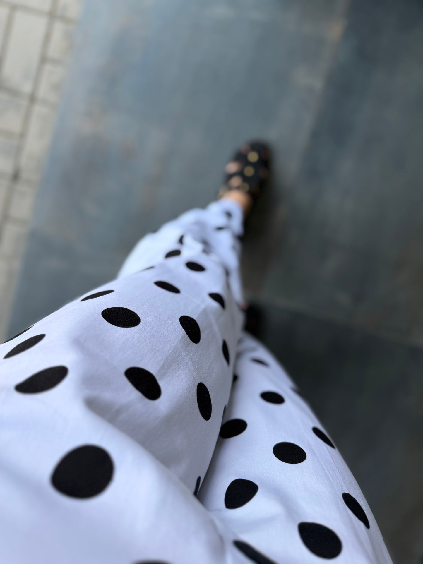 Puantiyeli Siyah Baggy Pantolon