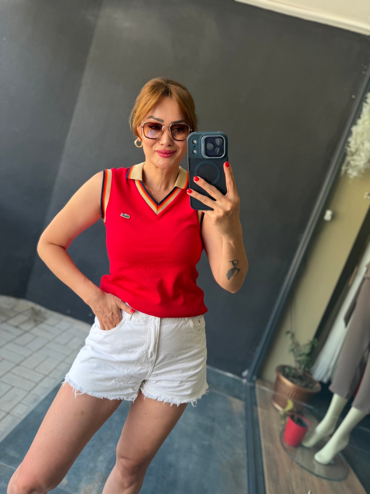 Yakalı Penye Kırmızı T-Shirt