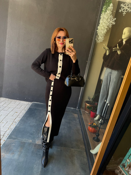 Tria Siyah Düğmeli Etek & Hırka Takım