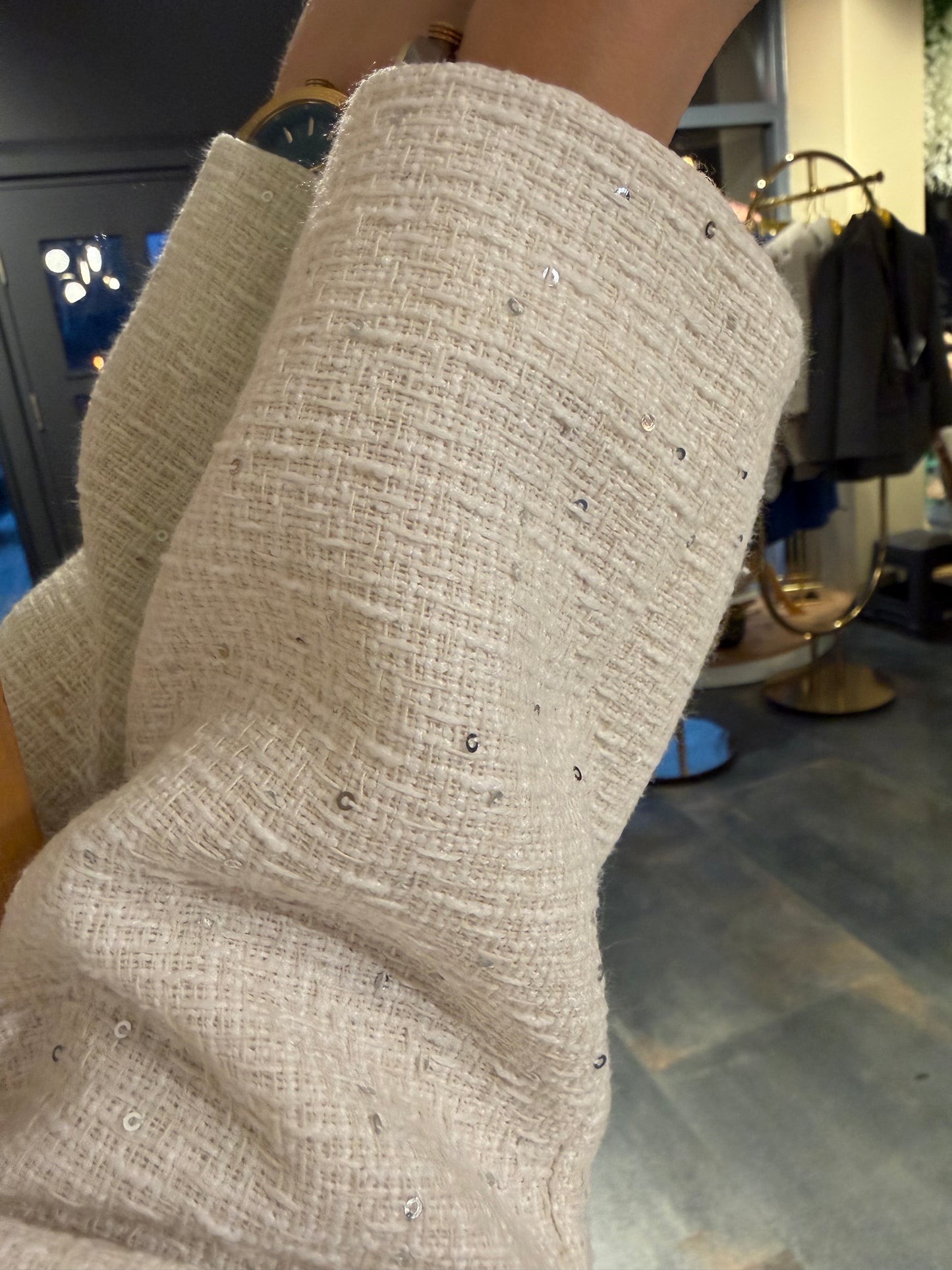 Ahel Beyaz Tuvid Etek & Ceket Takım