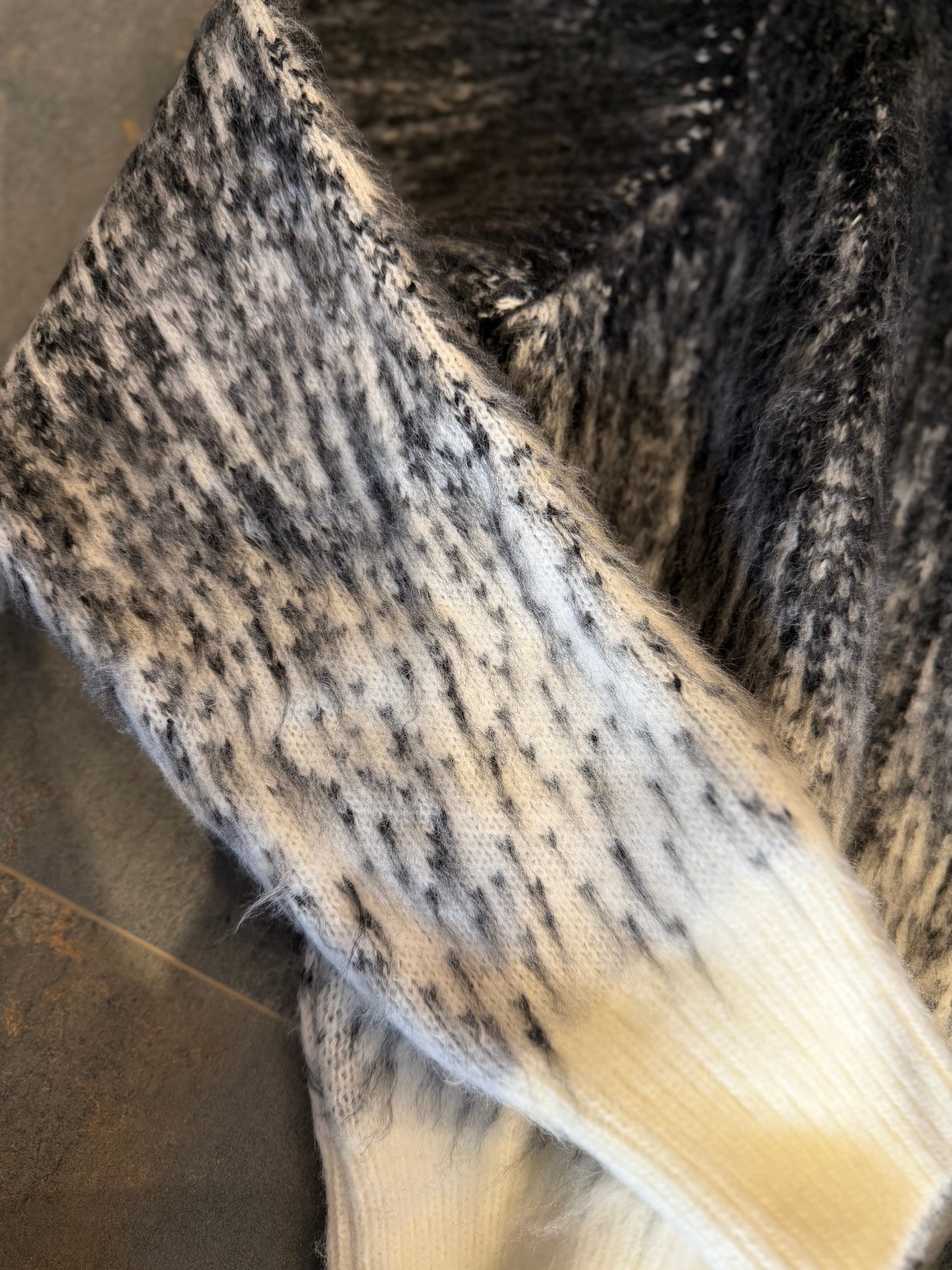 Bali Fermuar Detaylı Kaşmir Hırka