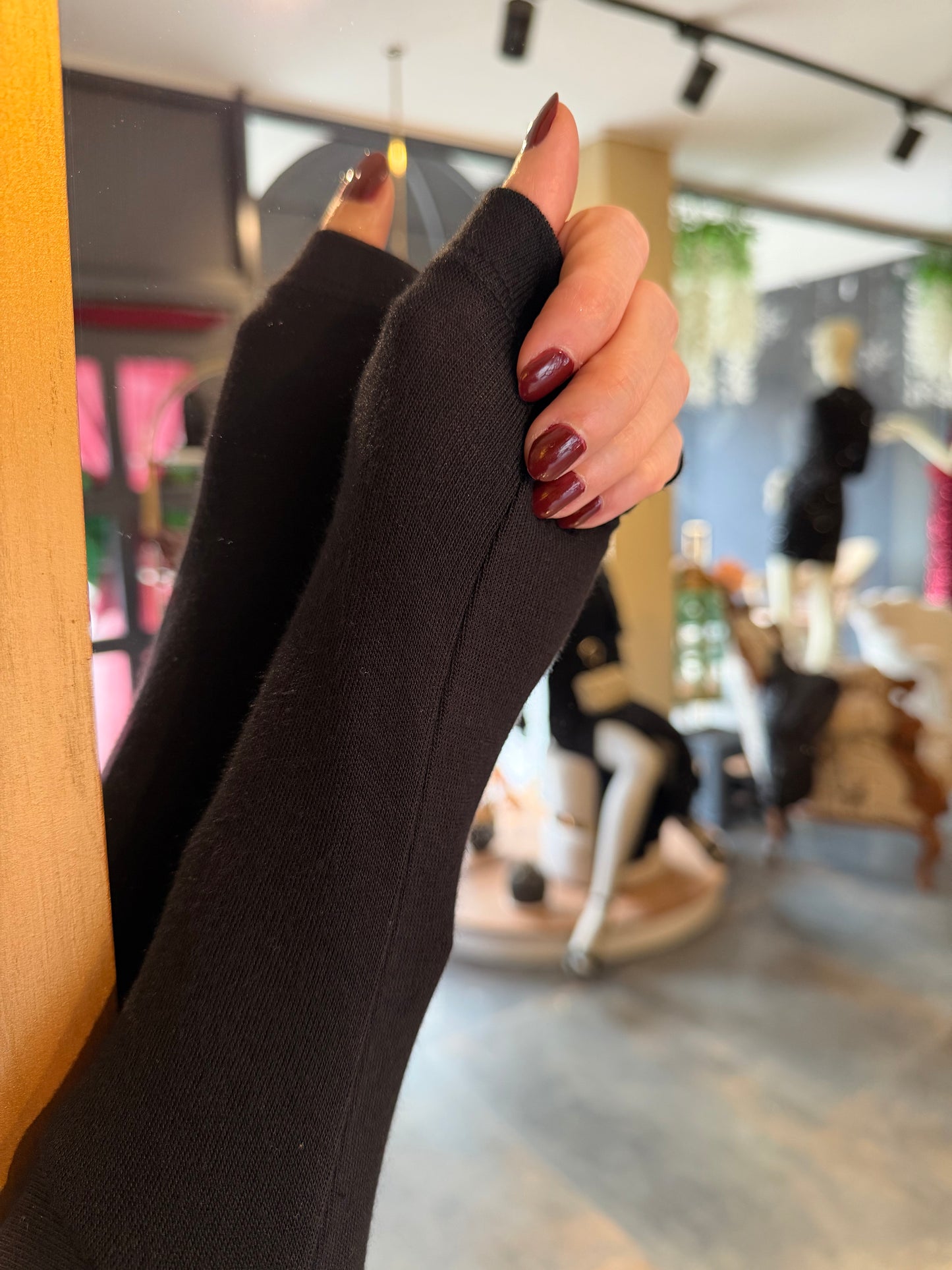 Virgin Siyah Yumoş Bluz