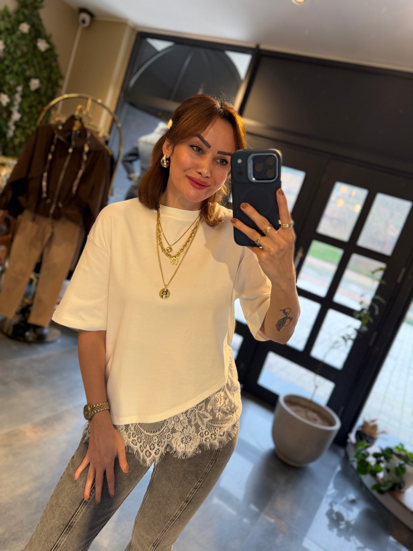 Dantel Etek Uçlu Bluz