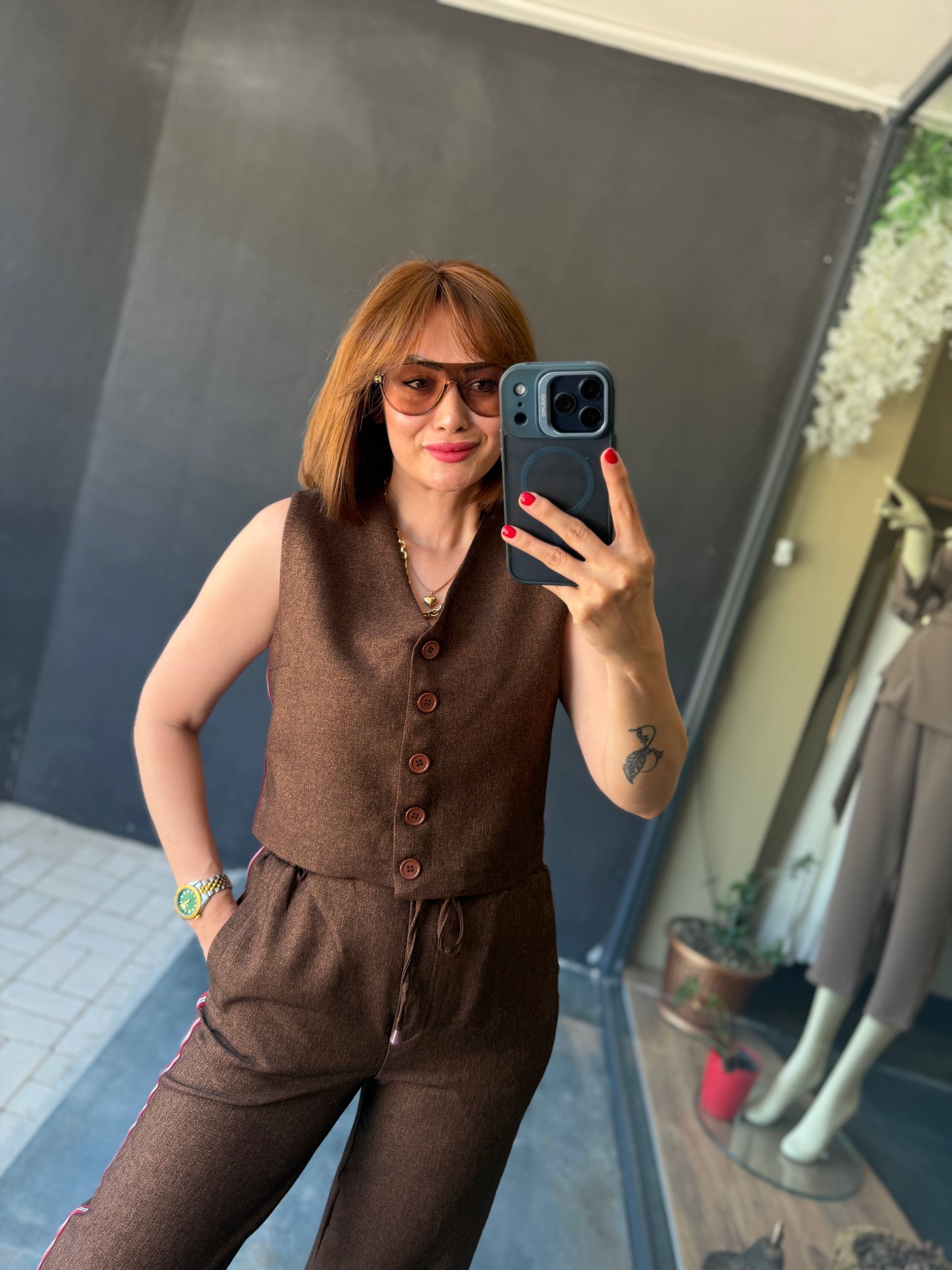 Şeritli Kahve Yelek & Pantolon Takım