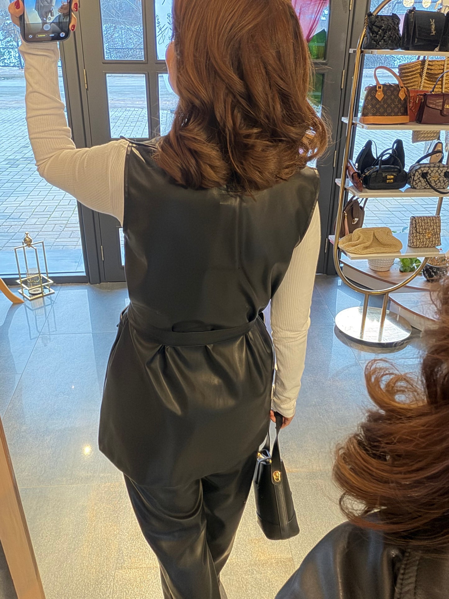 Majesty Siyah Deri Takım