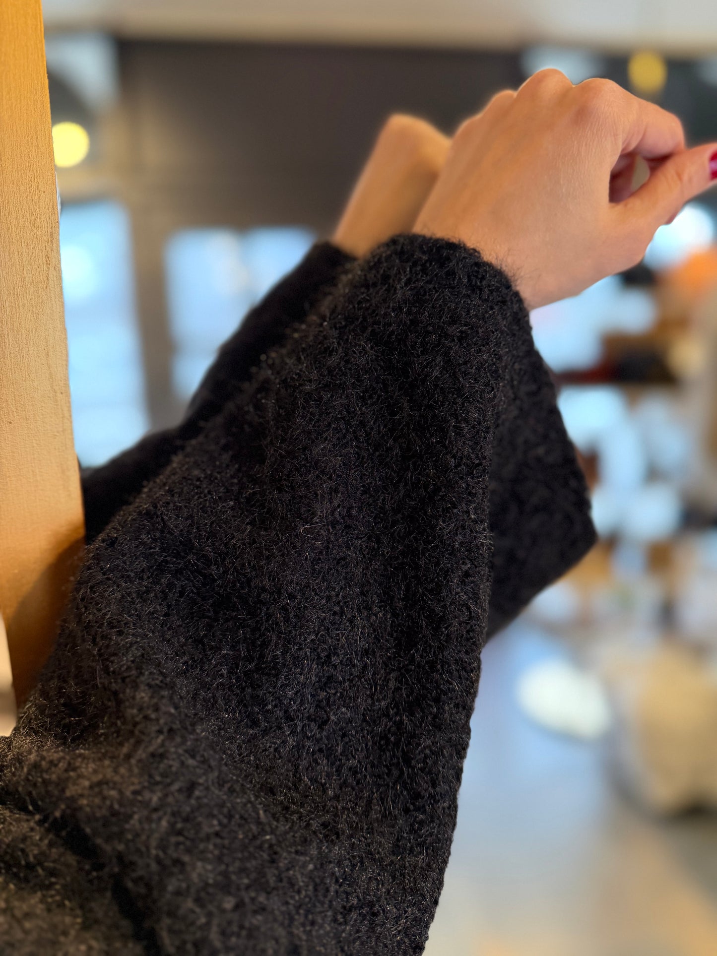 Fancy Siyah Keçe Astarlı Mont