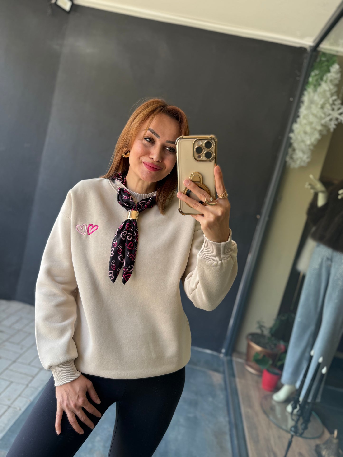 Boho Bej Aksesuar Detaylı Sweat