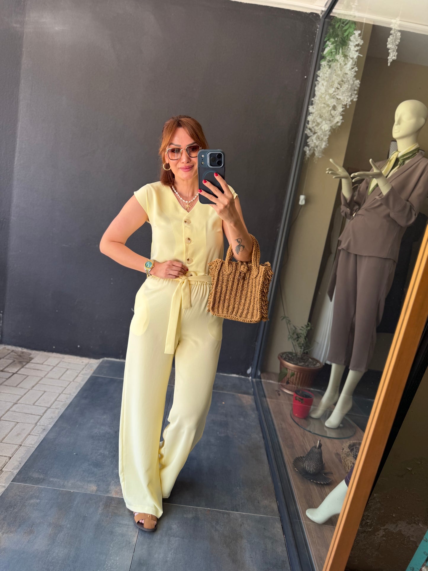 Premium Sarı Tensel Düğme Detaylı Kuşaklı Bol Paça Kadın Tulum