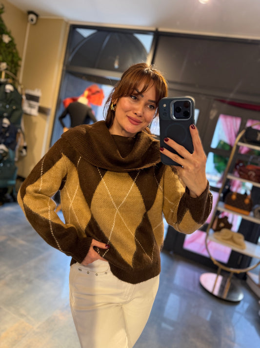 Lucente Kahve Şal Yaka Baklava Desen Kazak