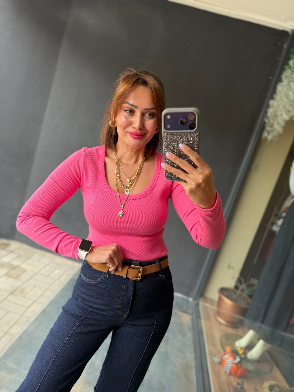 Norevia Pembe U Yaka Body