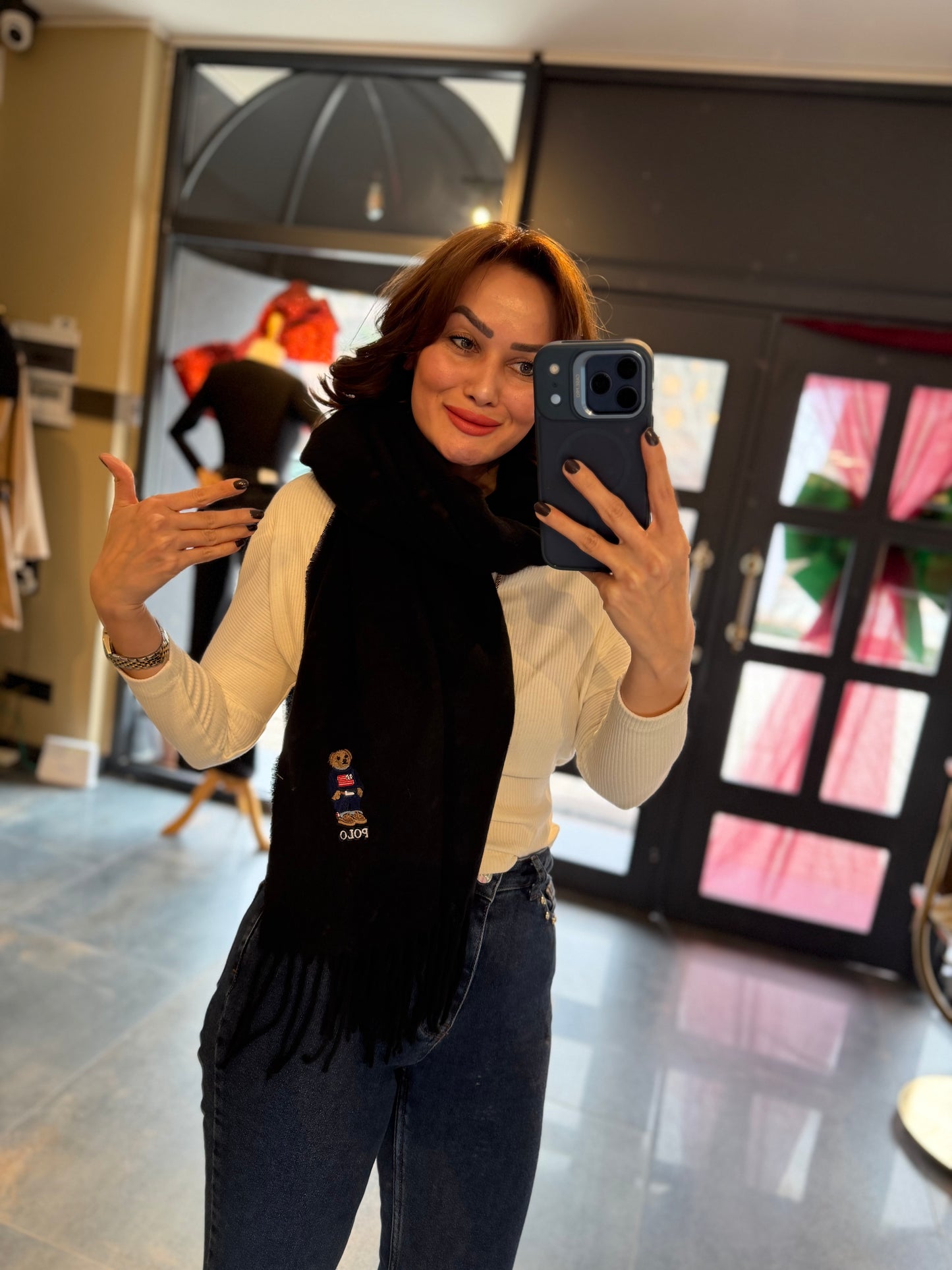 Gustor Siyah Peluş Atkı