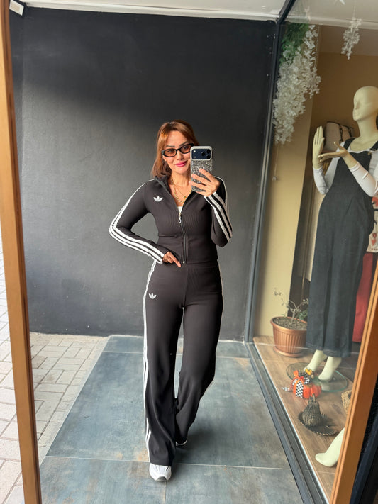 Quik Siyah Fitilli Spor Takım
