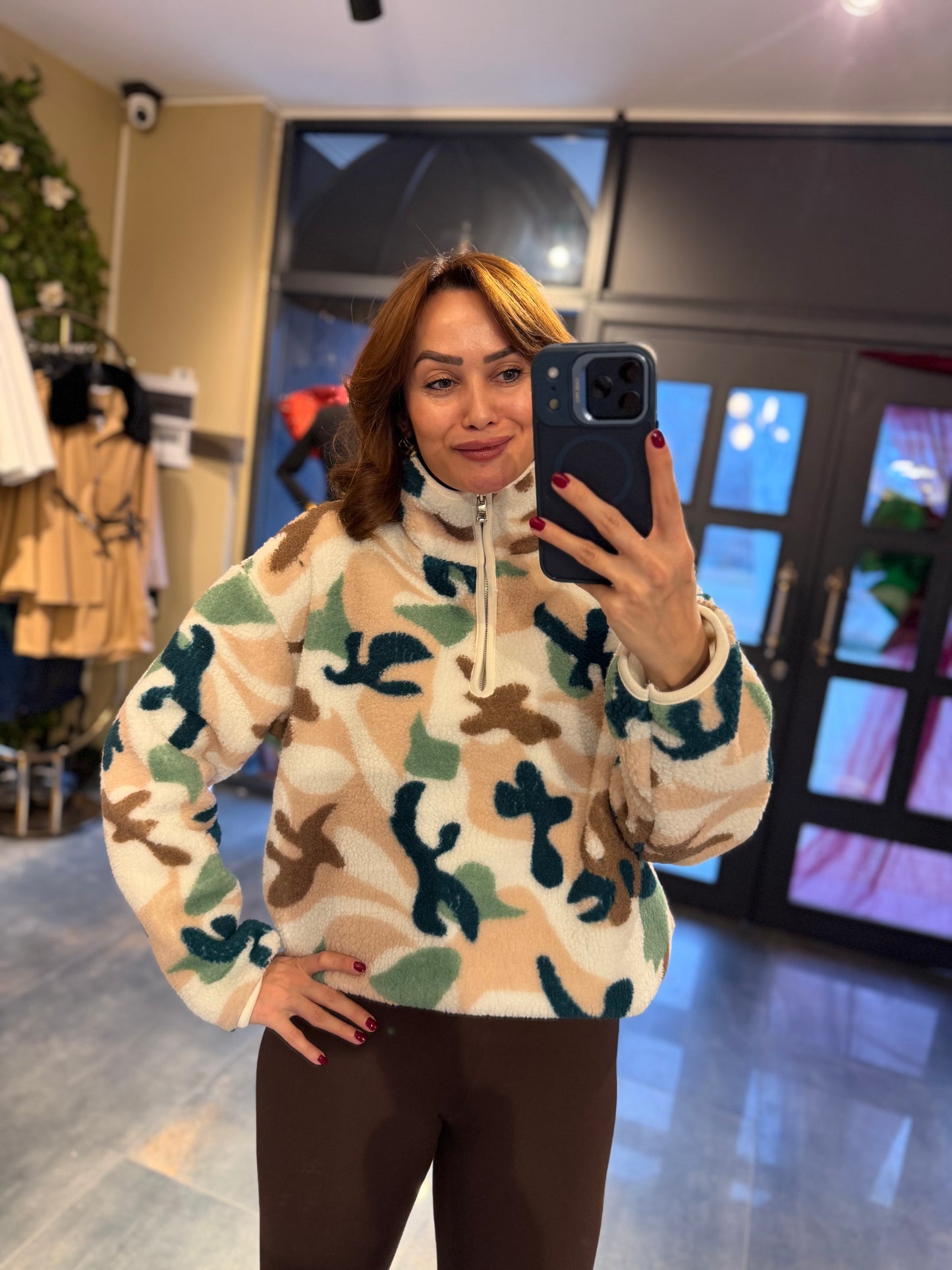 Mzr Renkli Peluş Sweat
