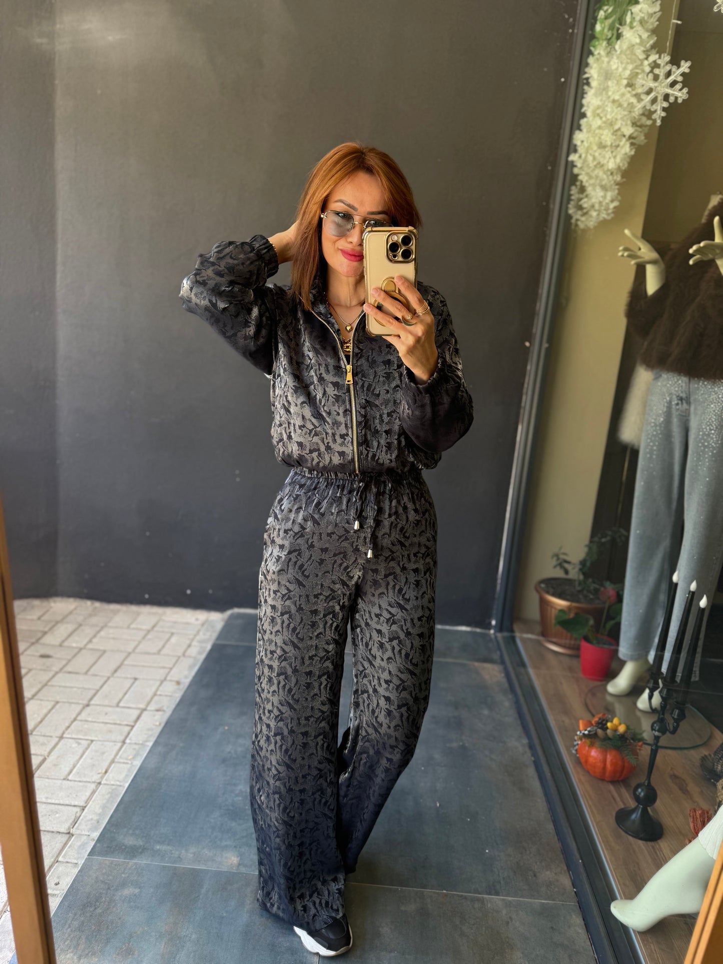 Sagomi Gri Desenli Takım