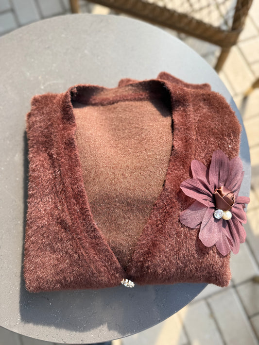 Angeli Broşlu Kahve Kaşmir Hırka