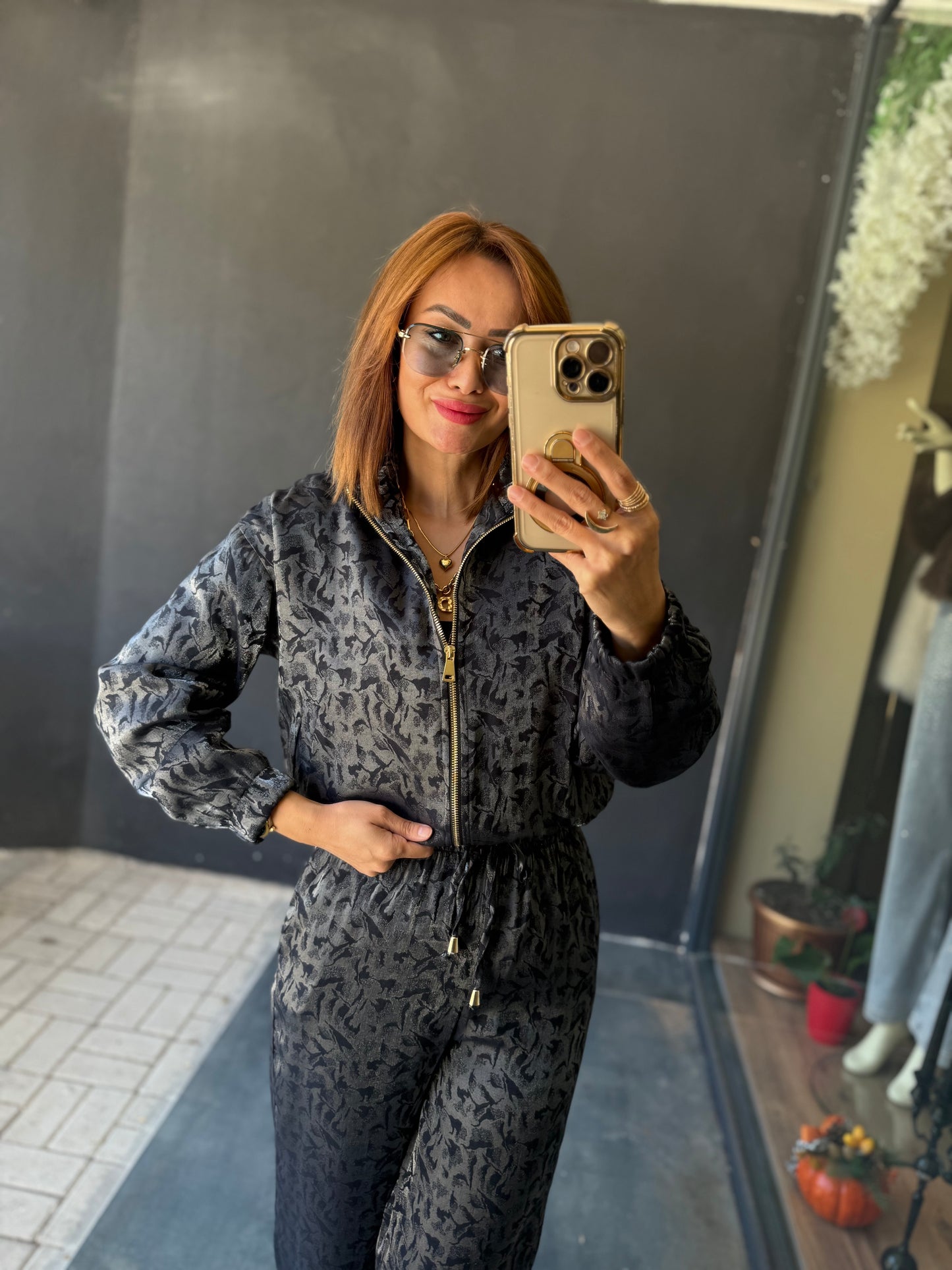 Sagomi Gri Desenli Takım