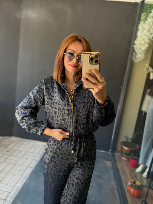 Sagomi Gri Desenli Takım