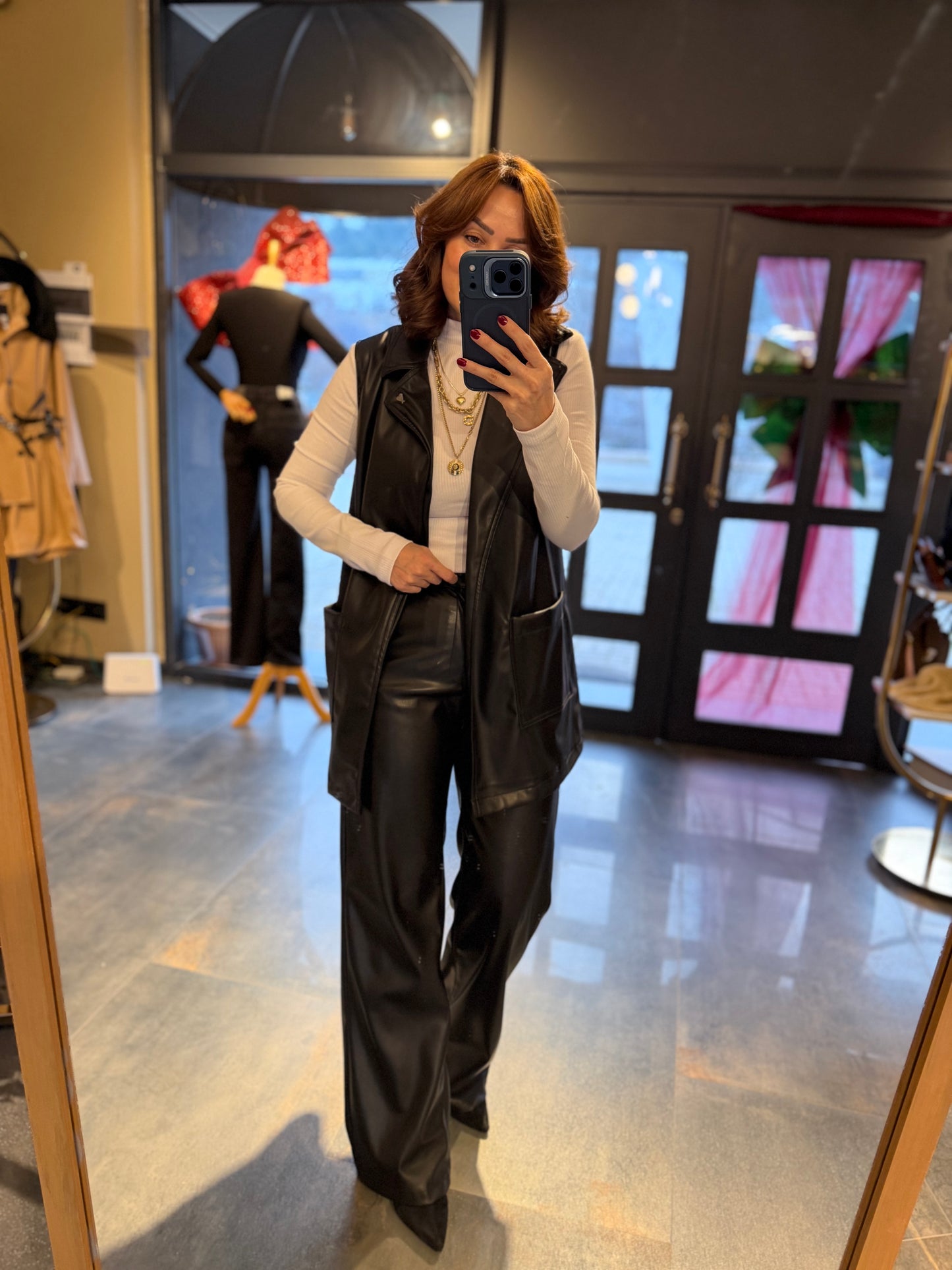 Majesty Siyah Deri Takım