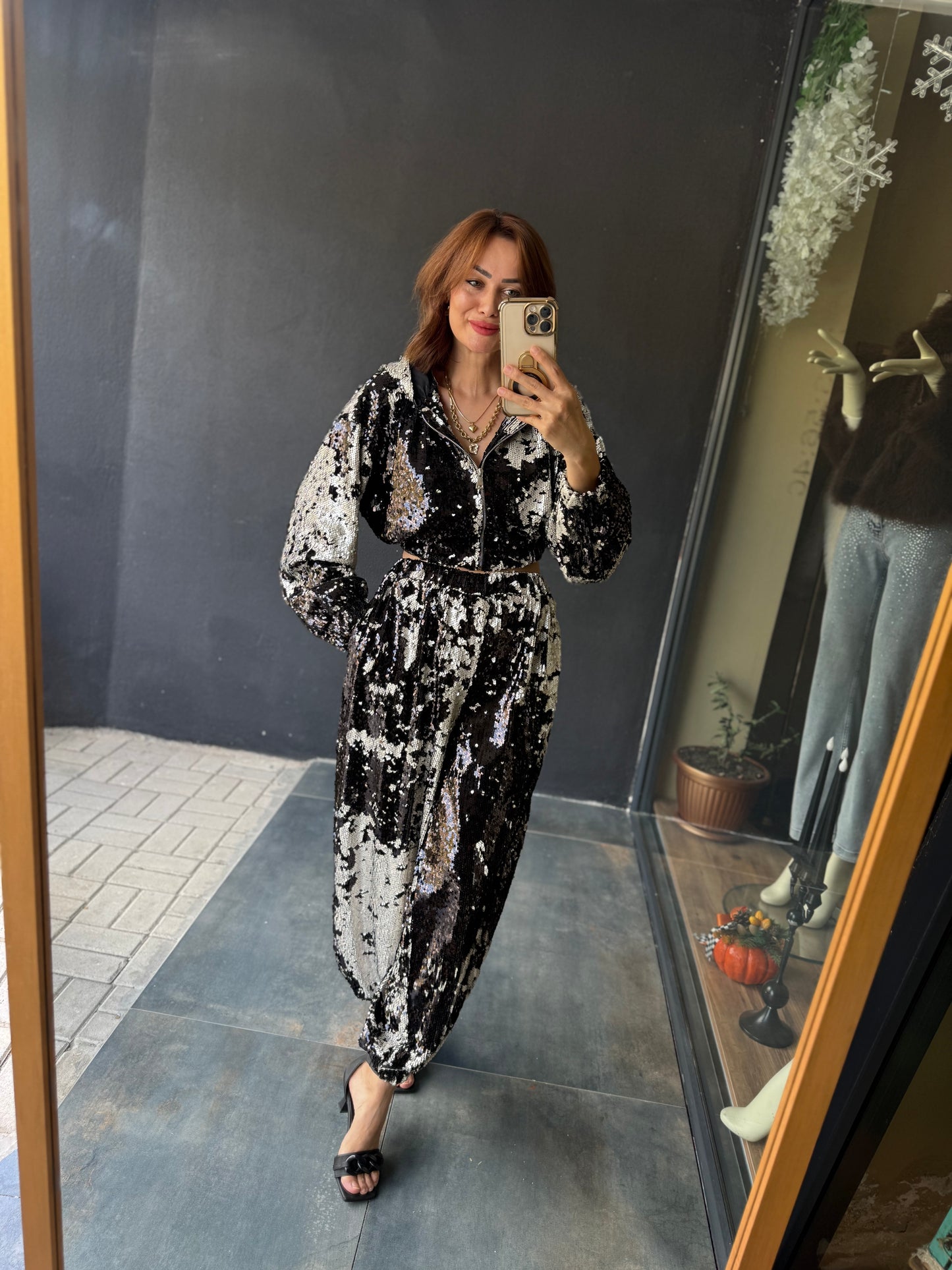 Kanty Siyah Pullu Takım