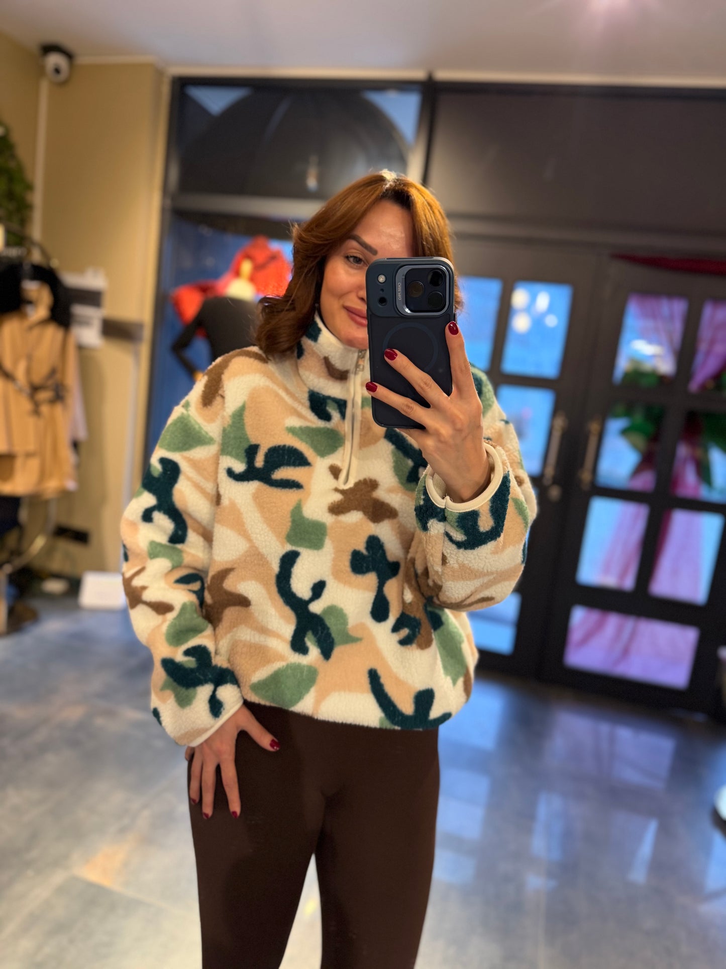 Mzr Renkli Peluş Sweat