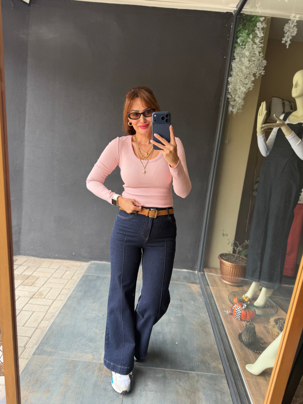 Norevia Gülkurusu U Yaka Body