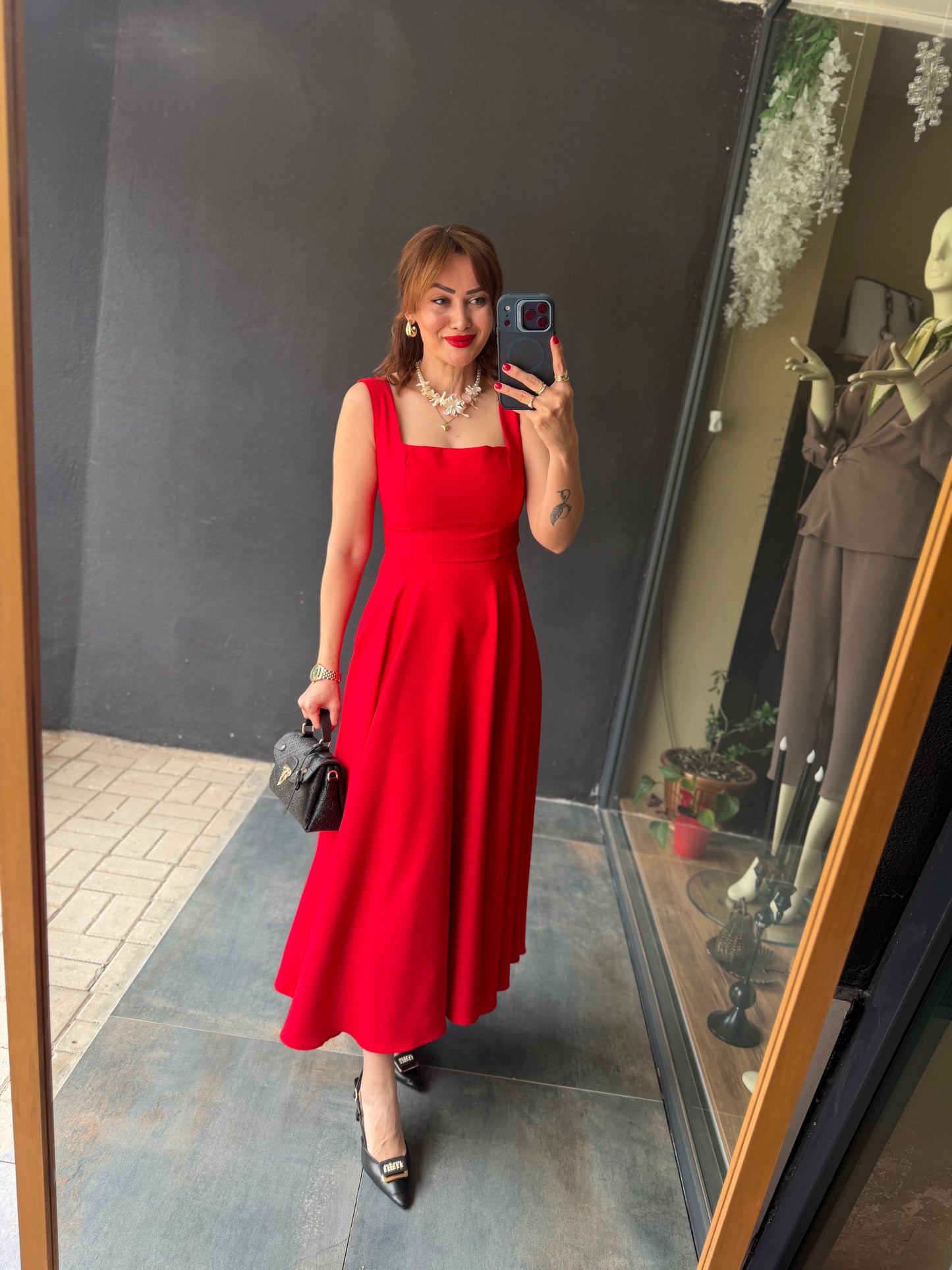 Mathilda Kırmızı Midi Elbise