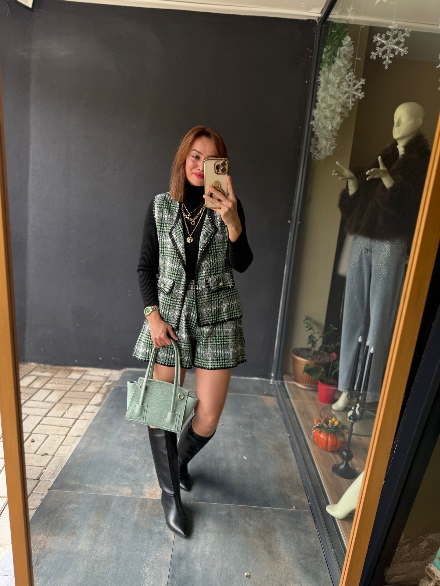 Dumra Yeşil Tuvid Yelek & Şort Takım